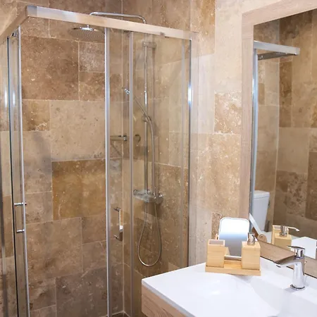 Quick'hot By Gts - Capsules Et Confortables Villeurbanne